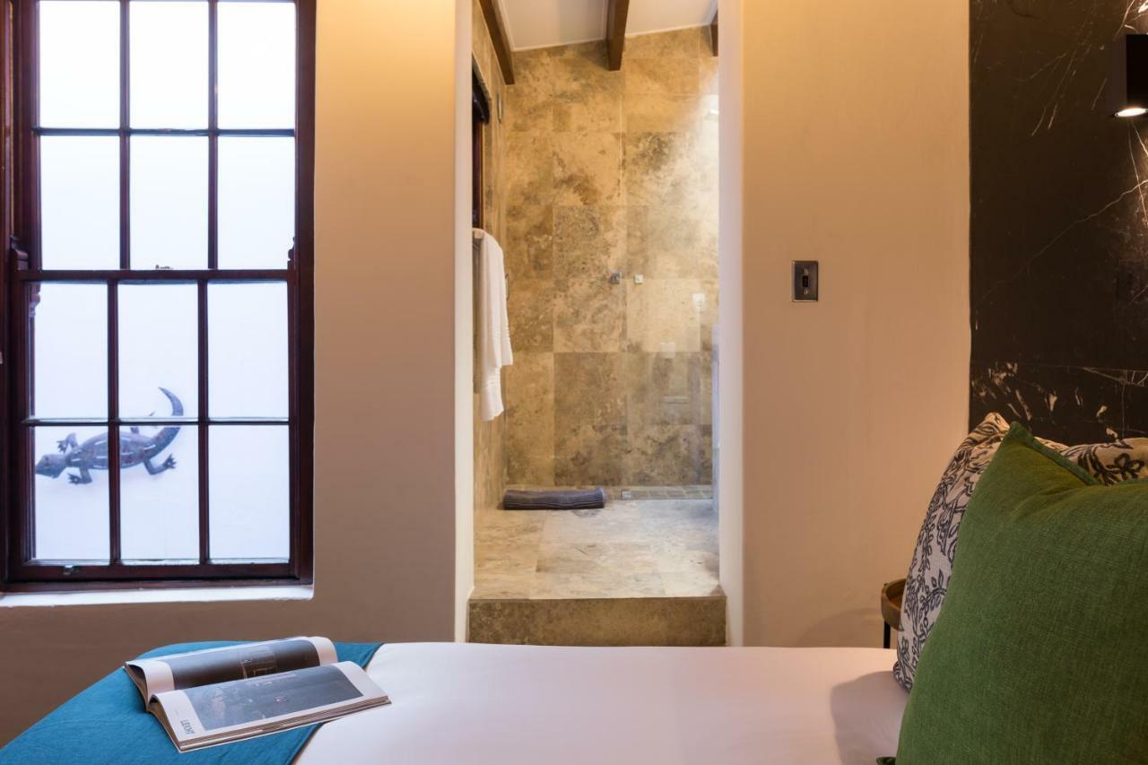 Central Cape Town, Stylish Home, With Private Courtyard Экстерьер фото